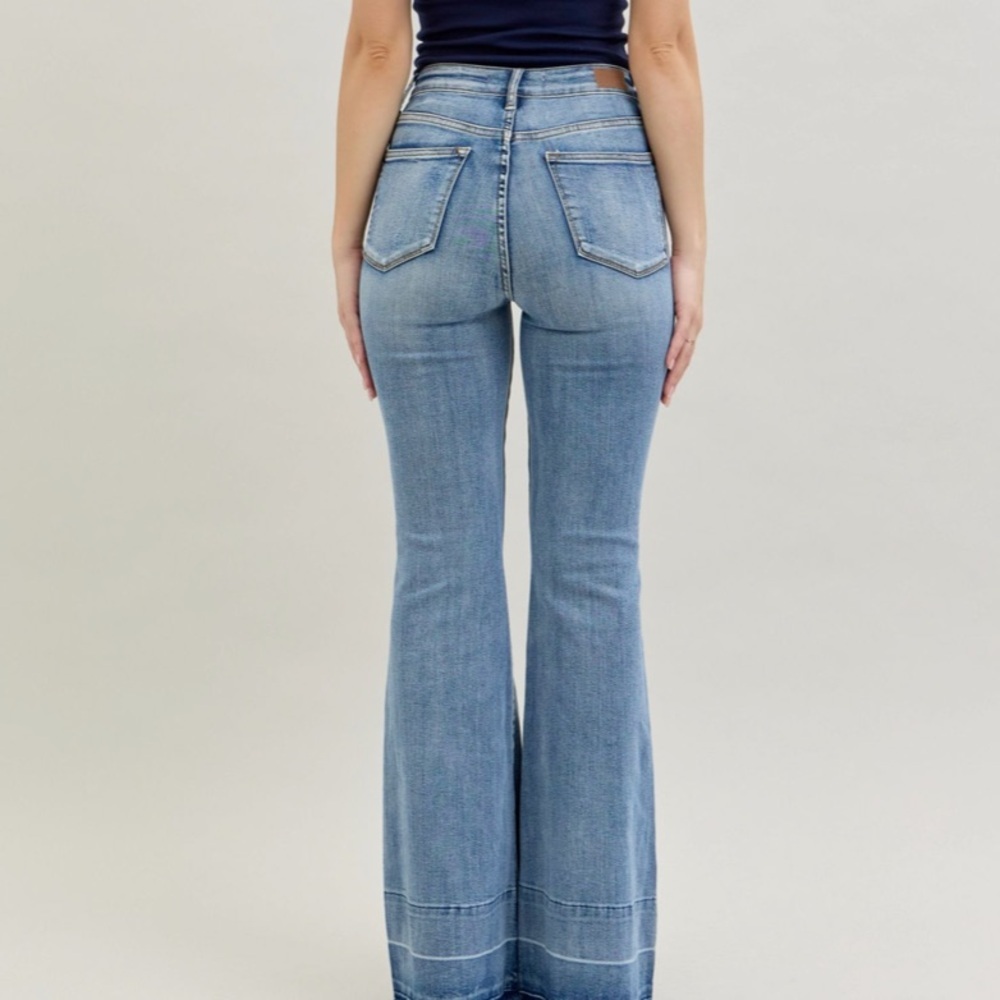 Judy Blue Classic Blue Flare Jeans for Women, new - Picture 3 of 16